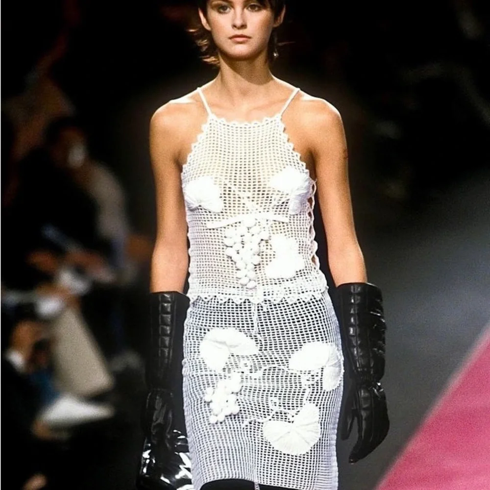 Chanel S/S 2000 Crochet Skirt - Picture 6 of 6